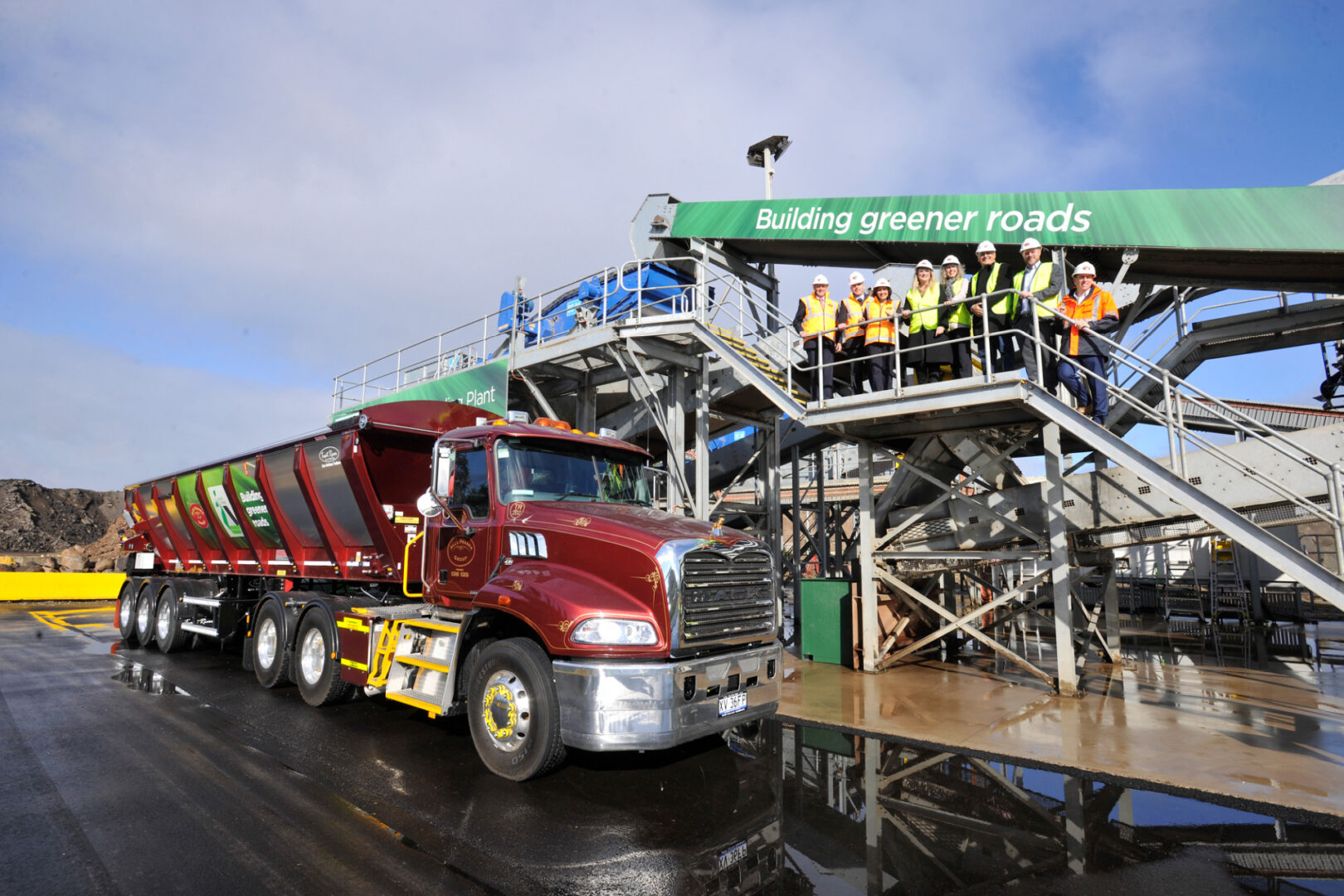 Recycling at Alex Fraser in Australia. – © HeidelbergCement / Alex Fraser Recycling at Alex Fraser in Australia.