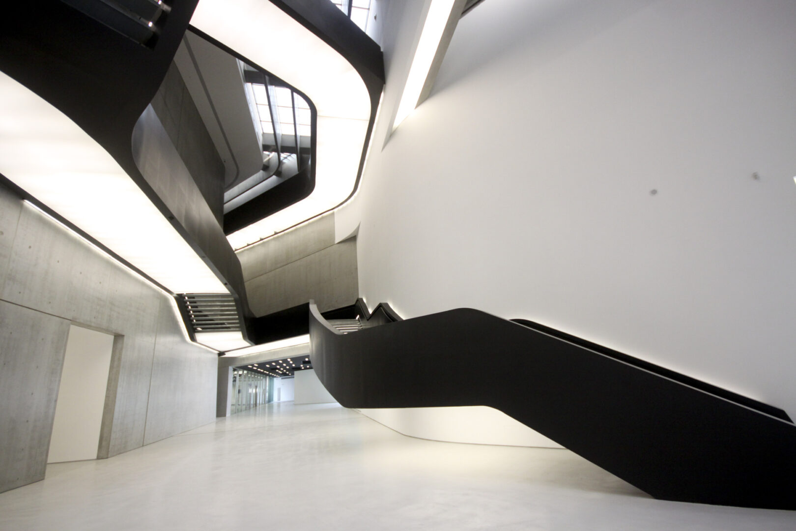 MAXXI, Museo Nazionale delle Arti del XXI secolo - Interni