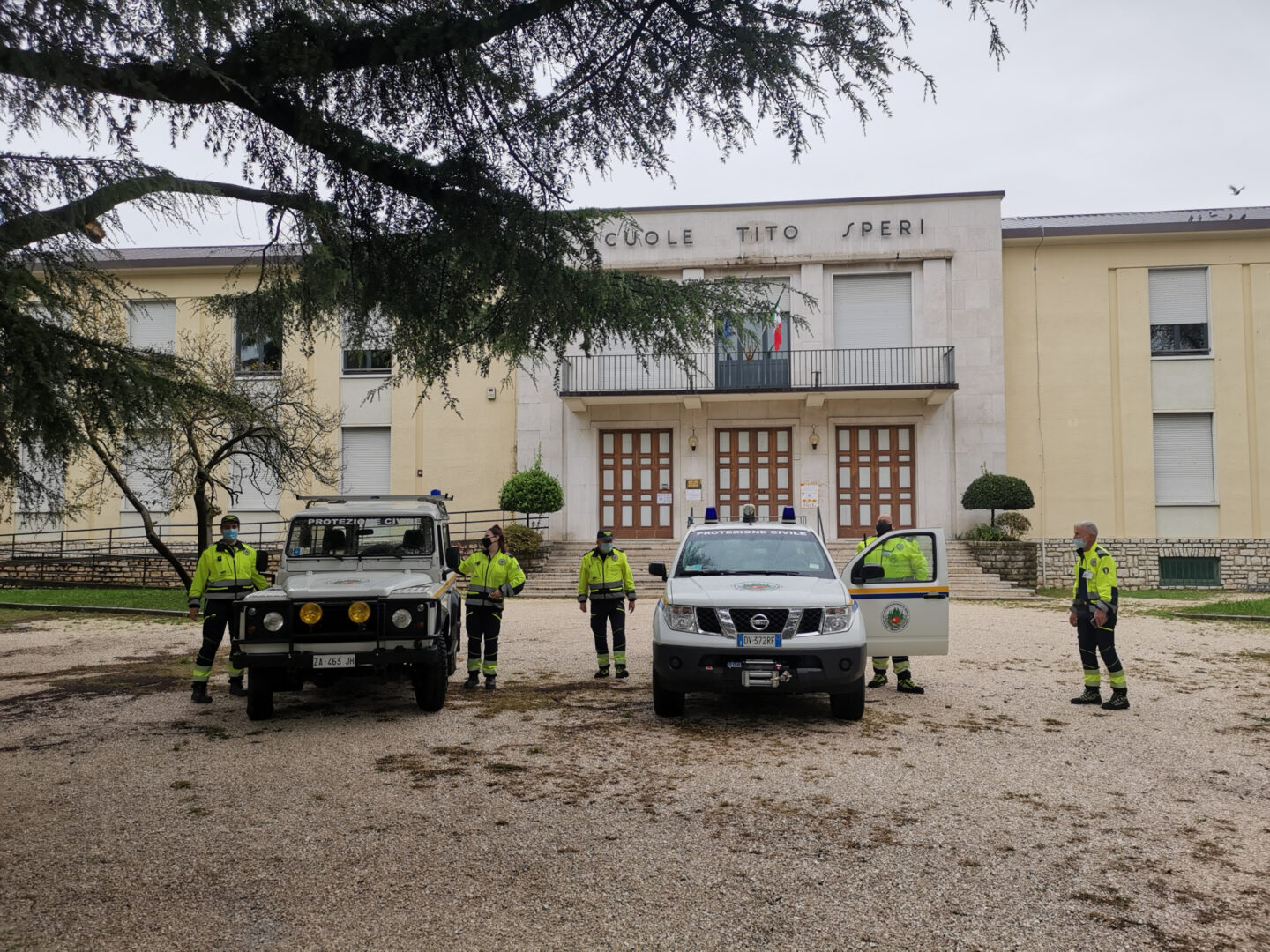 Gruppo AIB Monte Regogna, con le scuole per la campagna "Io non rischio"